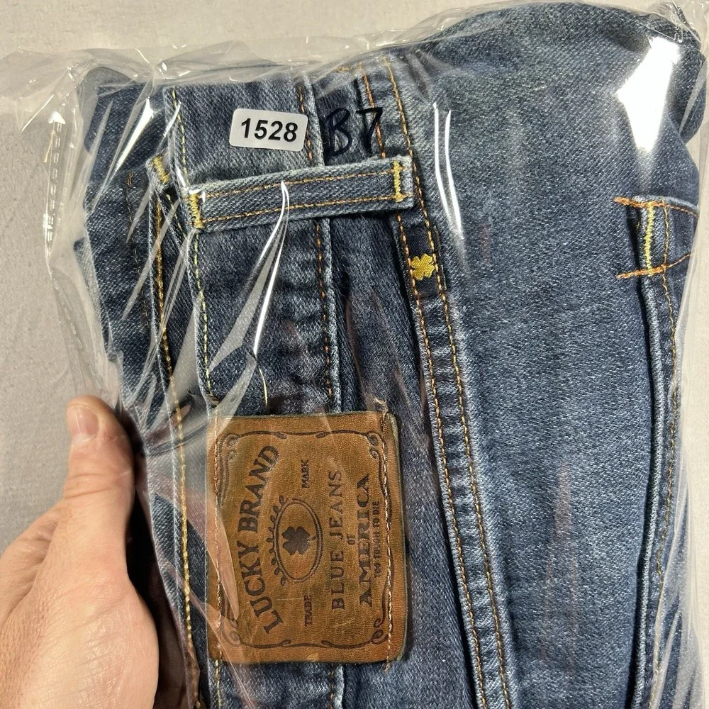 Lucky Brand 181 Relaxed Straight Jeans Mens 42x30 Premium Denim Wash